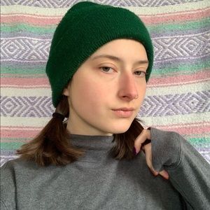 forest green american apparel beanie